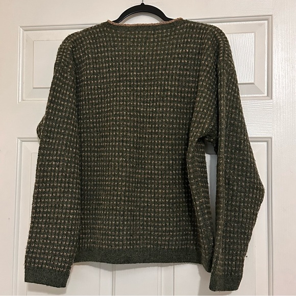 Vintage Woolrich Green Tan 100% Wool Women’s Button-Up Cardigan Sweater Large L - Picture 4 of 7